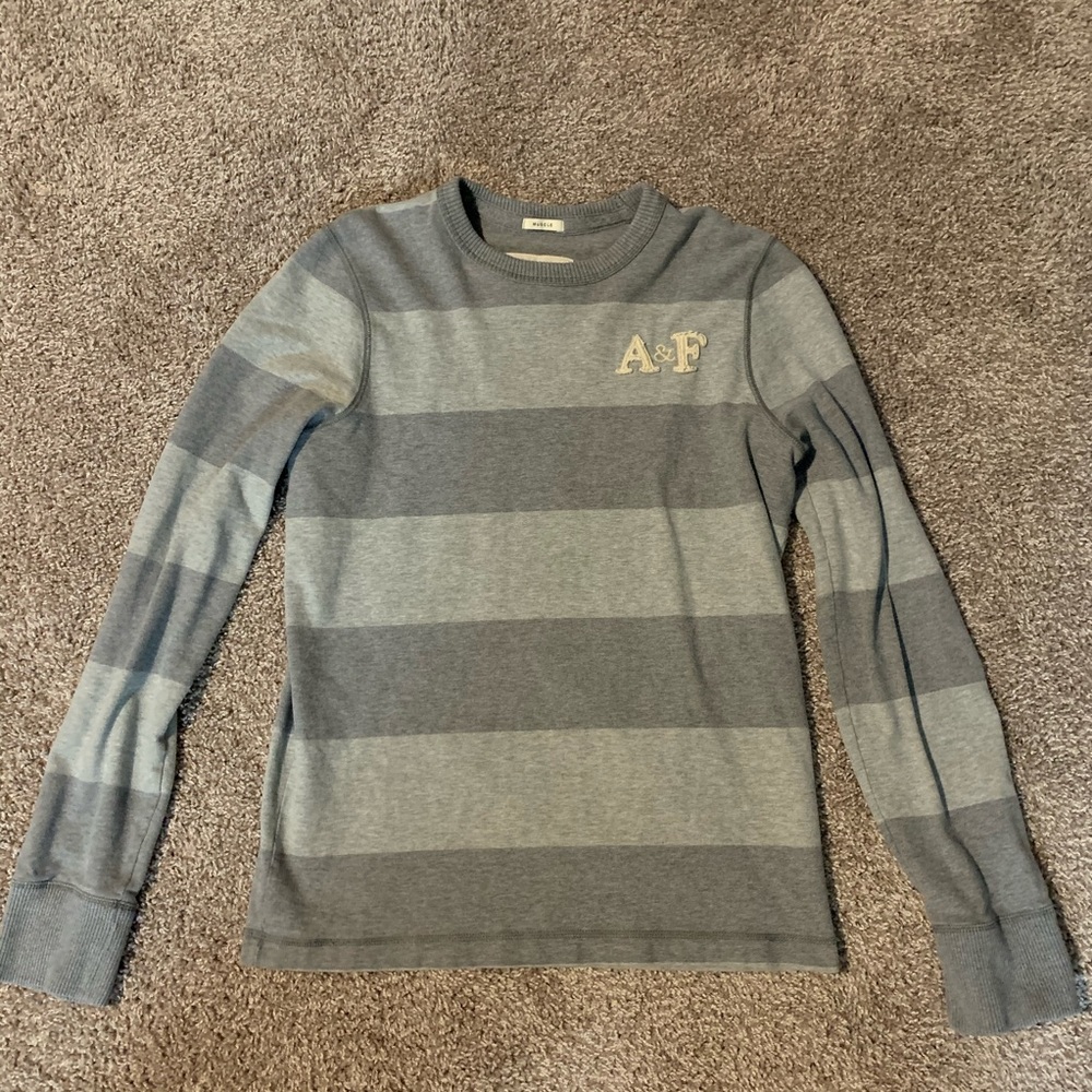 Abercrombie & Fitch Long Sleeve